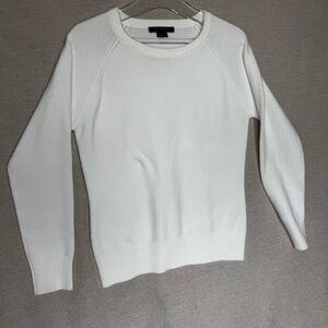 Classic White Women's Sweater. French Connection L